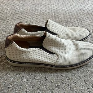 Johnston & Murphy Men’s Sheepskin McGuffey Slip-On Shoes 9M